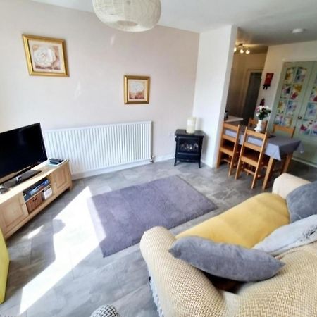 Beautiful 2 Bedroom Annexe In Popular Town Location Narberth Eksteriør billede