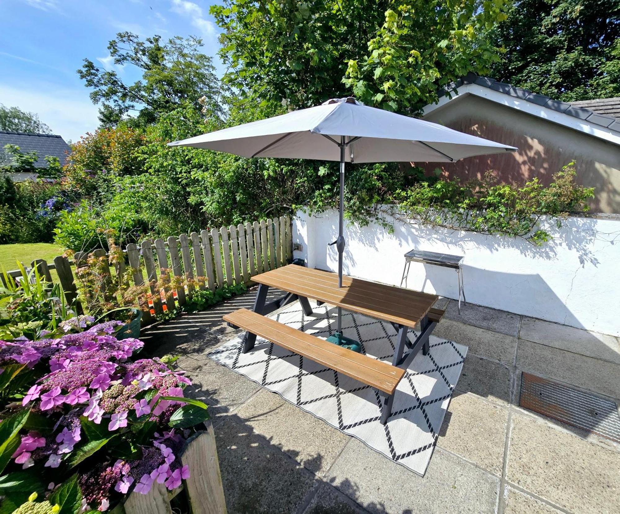 Beautiful 2 Bedroom Annexe In Popular Town Location Narberth Eksteriør billede